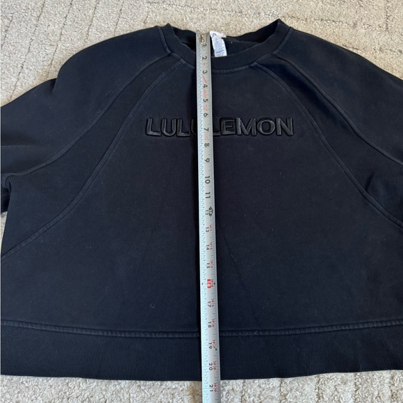 Lululemon Black Crewneck Sweater - Picture 8 of 9